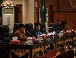 DPRD Riau Umumkan Pengunduran Diri Gubernur