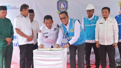 Perkuat Komitmen Kepri Terang, Gubernur Ansar Teken MoU dengan PLN UID Riau Kepri