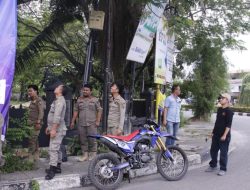 Bawaslu Kota Pekanbaru Tertibkan Alat Peraga Kampanye