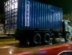 PJR Polda Riau Gagalkan Pencurian Truk, 2 Pelaku Diamankan di Jalan Tol