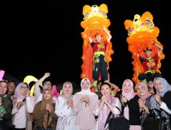 Istri Menhub Ikut Nikmati Kemeriahan Bazar Imlek di Tanjungpinang