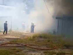 Tiga Unit Rumah di Tanjungpinang Ludes Terbakar