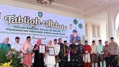 Provinsi Kepri Raih 2 Rekor MURI dengan Kebaya Laboh dan Kue Tepung Gomak