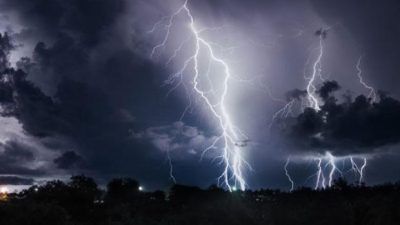 Peringatan Cuaca Kota Tanjungpinang: Waspada Hujan Petir dan Hujan Ringan Hari Ini, Jumat