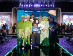 Hadiri Fashion Show Fesyar Sumatera 2024, Dewi Ansar Ingin Fashion Budaya Makin Maju