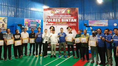 Semarak HUT Bhayangkara ke-78, Polres Bintan Laksanakan Turnamen Badminton