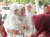 Marlin Agustina Sholat Idul Adha di Masjid Sultan : Dalam Hidup Butuh Keikhlasan dan Niat yang Tulus