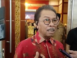 Ketua DPRD Kepri Sebut “Titip-menitip Siswa” Biasa-biasa Saja