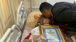 Pencetus Razia Perut Lapar Raih Penghargaan dari Kapolda Kepri, Bripka Zulham: Untuk Kesembuhan Ibu 