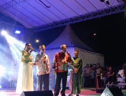 Gubernur Kepri Ajak Ady Indra Pawennari Nyanyi Bareng Evi Masamba