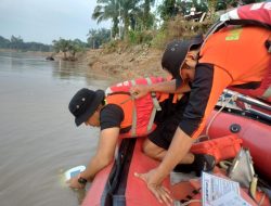 Sedang Mancing Perahu Tenggelam, 1 Orang Hilang di Sungai Indragiri Rengat
