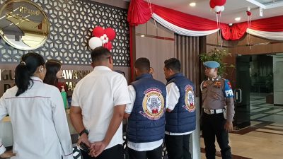 [Breaking News] Polisi Geledah Kantor BP Batam