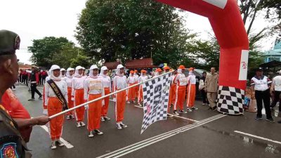 121 Tim Ikut Gerak Jalan 8 Km di Tanjungpinang, Berhadiah Puluhan Juta