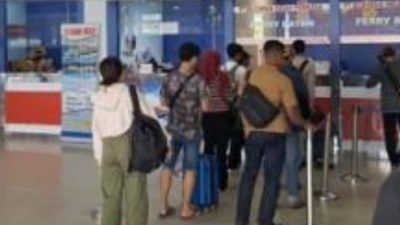 Antrian Penumpang di Pelabuhan SBP, PT. MKP: Bukan Akibat Penerapan Tiket Elektronik