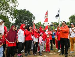 Gubernur Ansar Meriahkan Kegiatan Perlombaan Rakyat Peringatan HUT Ke-79 RI di Kampung Wonosari Tanjungpinang