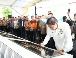 Gubernur Ansar Dampingi Menko Perekonomi Grand Launching dan Ground Breaking Kawasan Industri Wirarajaan