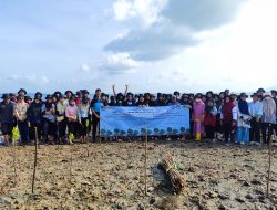 Lestarikan Lingkungan Pesisir, Tim PKM UMRAH Edukasi Pelajar di Tanjungpinang