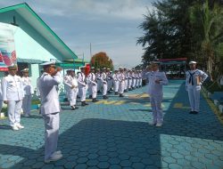 Letkol Laut (P) Ari Sukmana Pimpin Upacara Hari Kesaktian Pancasila di Tarempa