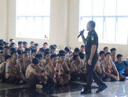 Tim JMS Kejati Kepri Sosialisasikan Bahaya Napza dan Anti Bully di SMAN 2 dan SMKN 2 Tanjungpinang