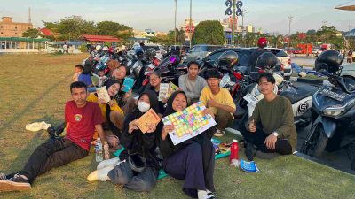 Dorong Minat Baca, Mahasiswa Tanjungpinang Ajak Masyarakat Baca Buku Geratis di Tepi Laut Tanjungpinang