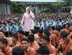 Antusias Pelajar SMA Negeri 8 Batam Sambut Plt Gubernur Marlin, Berbagi Impian dan Cita-cita