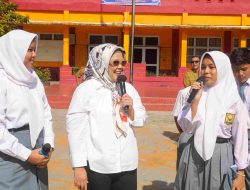 Marlin Motivasi Siswa SMKN 2 Batam Gantungkan Cita-Cita Setinggi Langit
