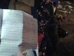 Warga Ciduk 2 Wanita Bawa Uang Untuk Serangan Fajar