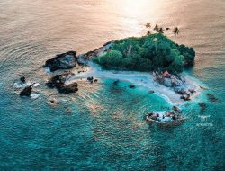 Kawasan Eksotik Pulau Penyusuk Bintan