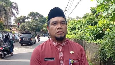 Bahu Jalan Simpang Kota Piring Amblas, Warga Diminta Berhati-hati