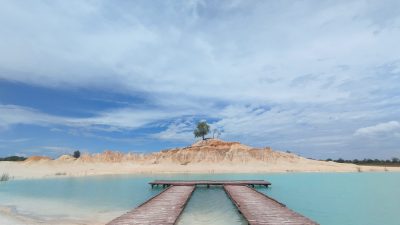 Gurun Pasir Telaga Biru, Destinasi Eksotis di Bintan yang Wajib Dikunjungi