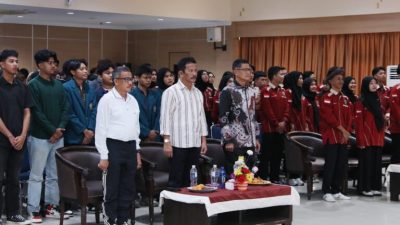 Sekda Jefridin Ajak Mahasiswa Pekanbaru Asal Batam Berperan Aktif Dalam. pembangunan