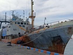 Dokumen Tidak Lengkap, KPLP Amankan Kapal Berbendera Vanuatu dan 6 Kru Asal Rusia