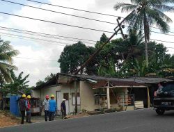 Tiang PLN Patah, Satu Pengendara Jatuh di Jalan Ahmad Yani Tanjungpinang