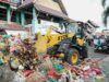 Atasi Tumpukan Sampah, DLH Karimun Tambah Kontainer, Truk dan Alat Berat