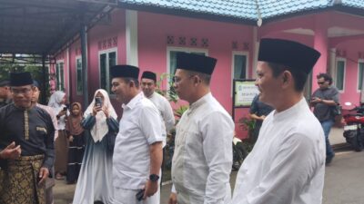 Safari Ramadan di Anambas, Gubernur Kepri Serahkan Bantuan ke Beberapa Masjid