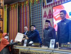 Terhadap LKPJ 2024, Bupati Bengkalis Dengarkan Pandangan Umum Fraksi dan Beri Jawaban