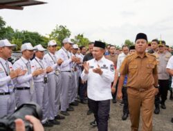 Kunjungi SMAN Pintar Taluk Kuantan, Ini Pesan Gubri Abdul Wahid