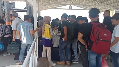 Lebaran 2025, Lebih dari 160 Ribu Penumpang Naik Turun di Pelabuhan Karimun