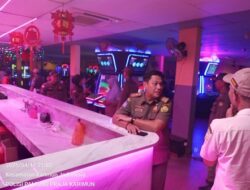 Langgar Perda, Satpol PP Karimun Tutup Paksa 3 THM