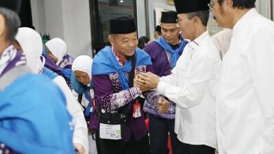 Amsakar Lepas Keberangkatan 96 Jamaah Haji Kloter Pertama