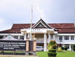 Sekwan Tanjabtim Bungkam Saat Dikonfirmasi Soal Pengalihan Anggaran Tanpa Melalui Banggar