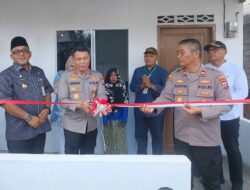 Bedah Rumah Sempena Hari Bhayangkara, Lis Darmansyah: “Bentuk kepedulian kepada masyarakat”