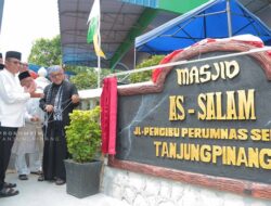 Lis Resmikan Peningkatan Status Surau Menjadi Masjid As Salam