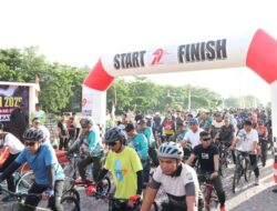 Ribuan Peserta Meriahkan Fun Bike HUT Bhayangkara ke-79 Polres Karimun