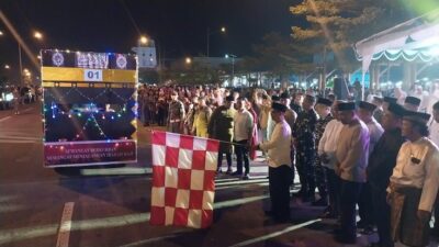 Meriah, Bupati Iskandarsyah Lepas Peserta Festival Kendaraan Hias Malam Takbir Idul Adha 2025