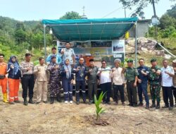 PT Timah Tanam Ratusan Pohon Produktif di Kabupaten Karimun