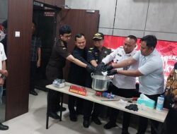 Polres Karimun Rebus Sabu Dari Malaysia yang Disimpan Dalam Deodorant