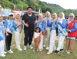 Keseruan Roby Bersama Masyarakat Tambelan, Senam Sehat Bertabur Doorprize
