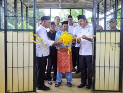 Ansar Resmikan Genset Pulau Bahan: Listrik Terang, Harapan Masyarakat Menyala