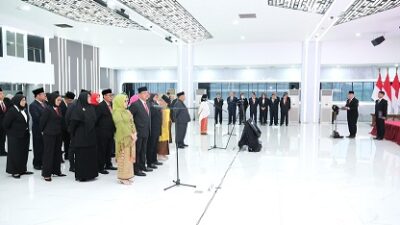 Lantik Pejabat Struktural dan Fungsional, Wamen Ossy Minta Jajaran Bekerja Adaptif terhadap Tantangan Zaman